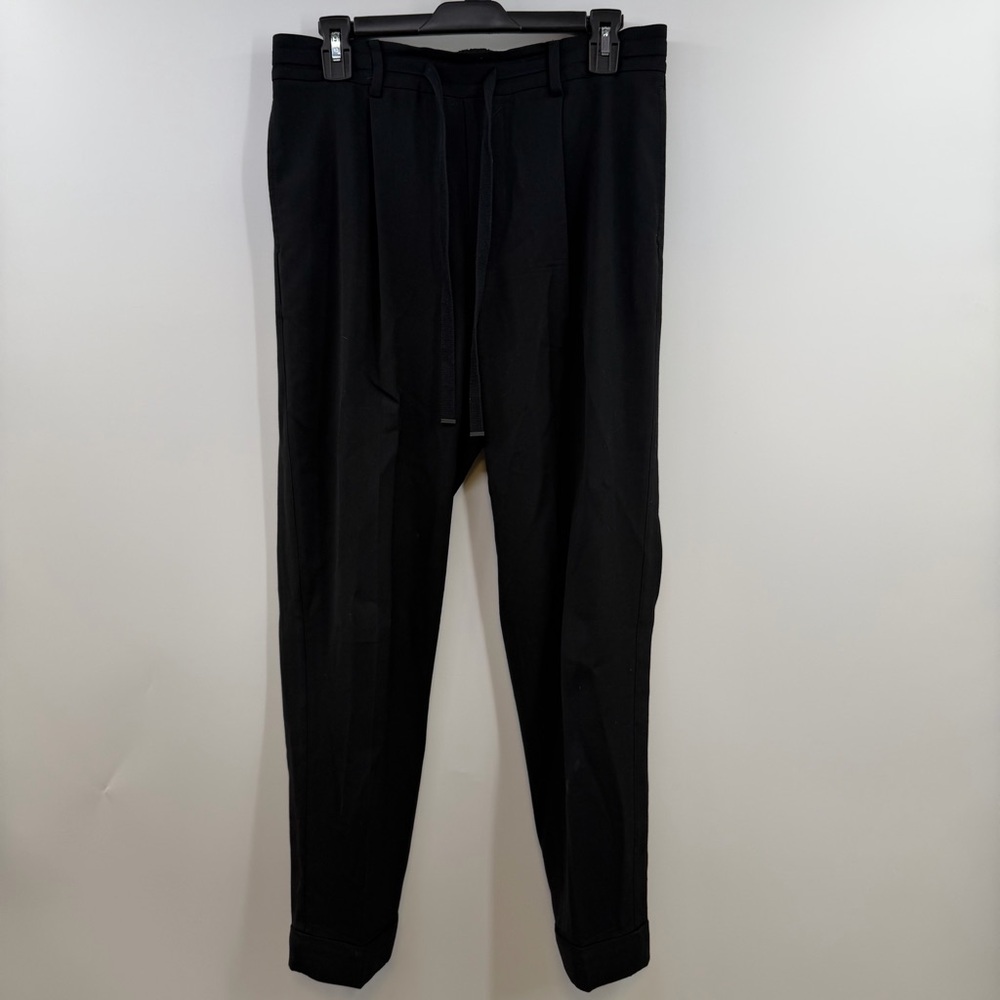 Vince Crepe Jogger Pants Womens M Black Pleated Pull On Tapered Cuffed